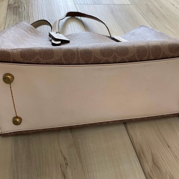 Stunning Authentic Coach Tatum Carryall 40 Bag in Signature - Picture 6 of 16